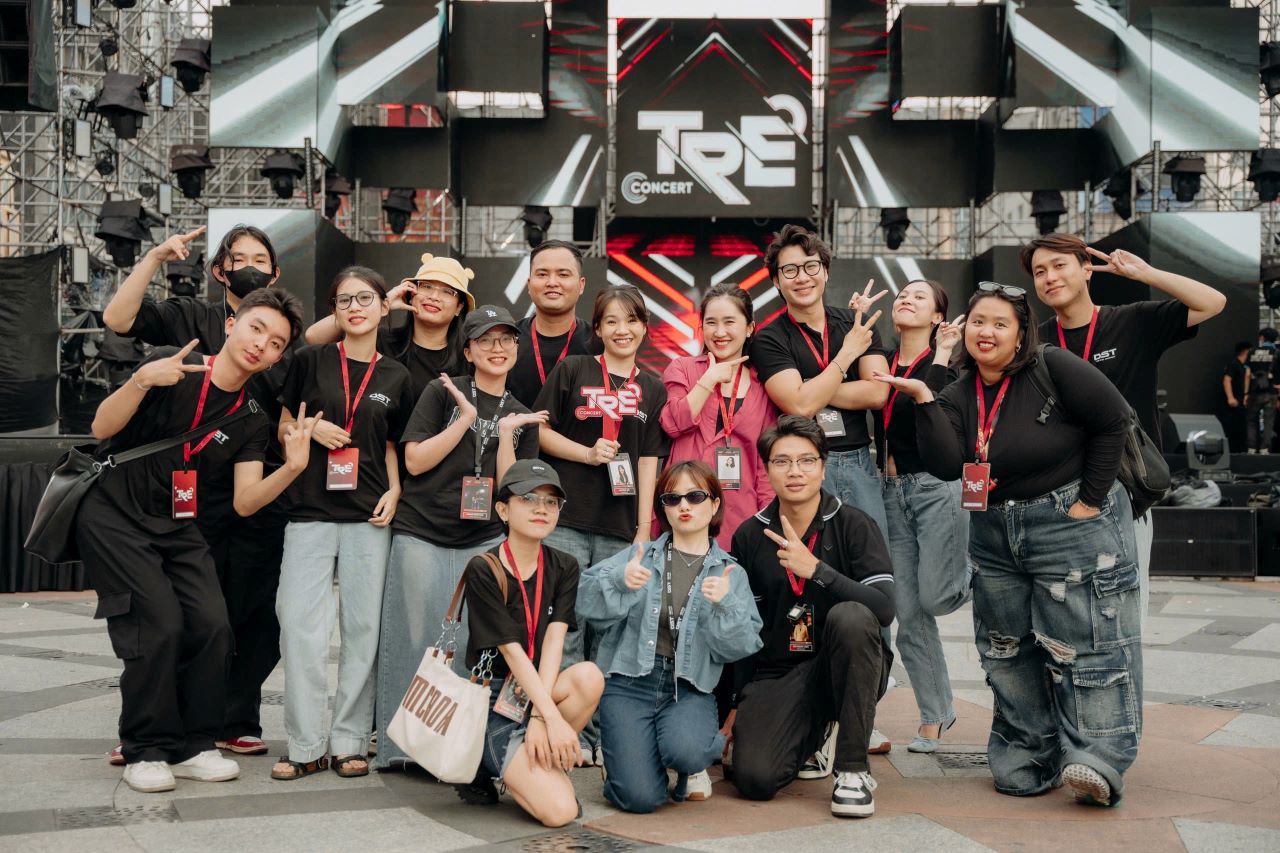 TRẺ Concert - Gallery Image 3 - AHT Production News