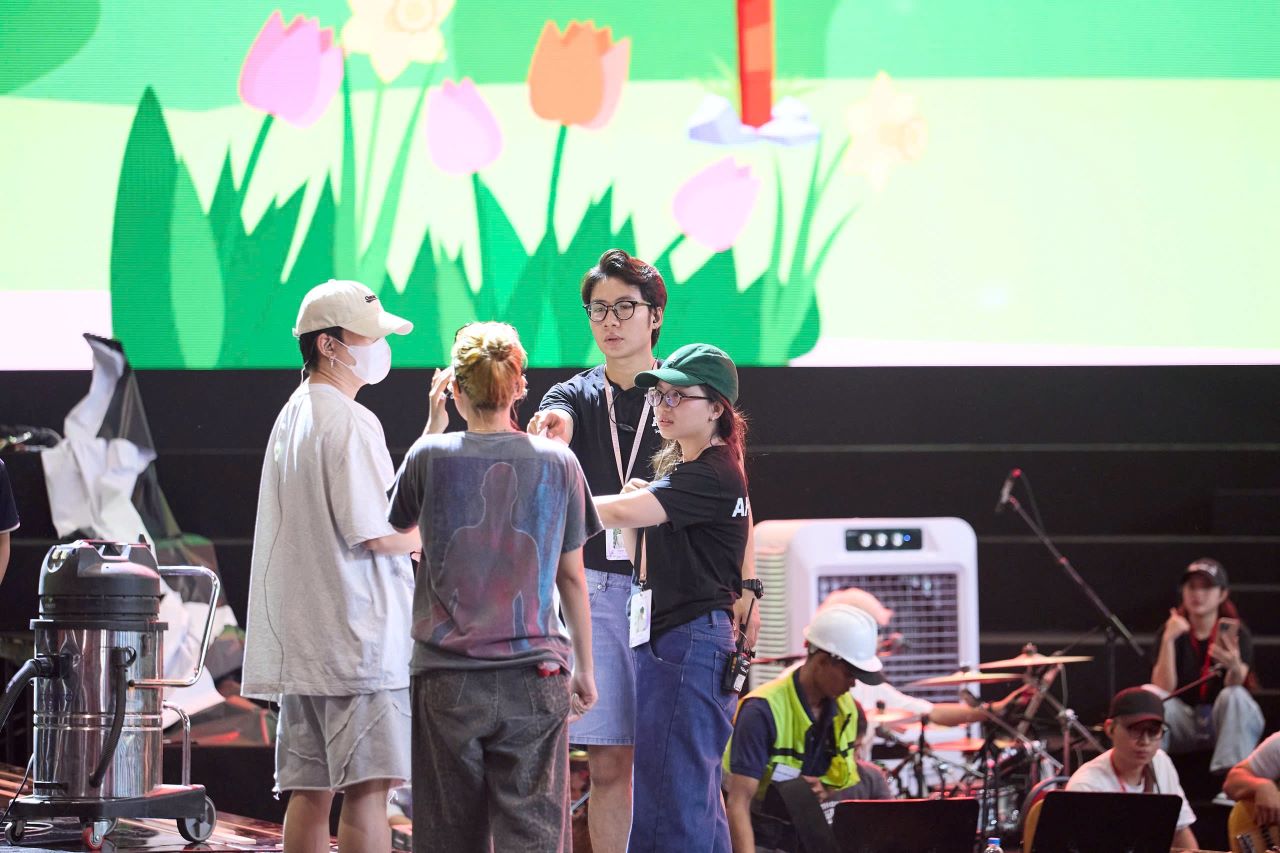 TRẺ Concert - Gallery Image 15 - AHT Production News