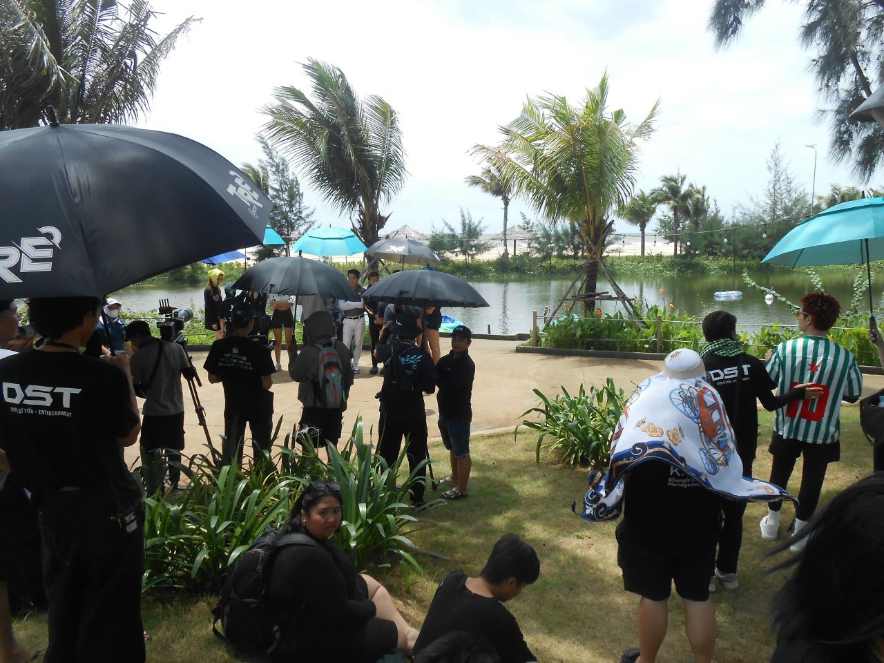 Khi Hoa Hậu Say Hi - Gallery Image 8 - AHT Production News