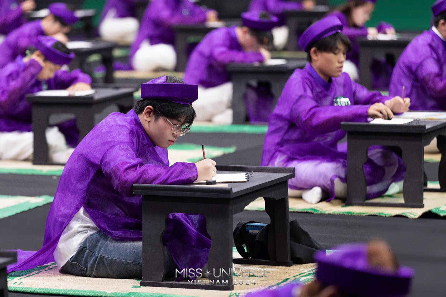 Đồng hành cùng Miss Universe - Gallery Image 12 - AHT Production