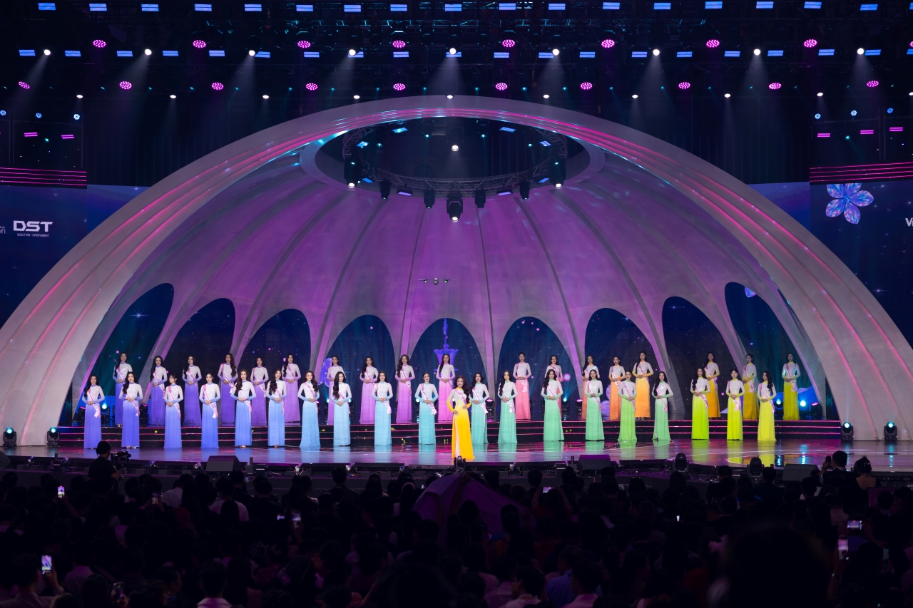 Hoa Khôi Sinh Viên Việt Nam - Gallery Image 7 - AHT Production