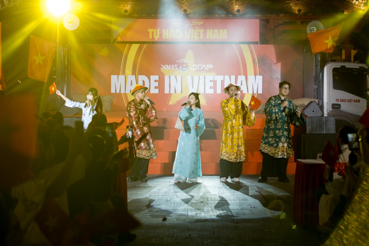 Hành trình tự hào Việt Nam - Gallery Image 4 - AHT Production
