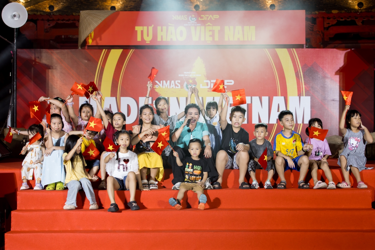 Hành trình tự hào Việt Nam - Gallery Image 12 - AHT Production