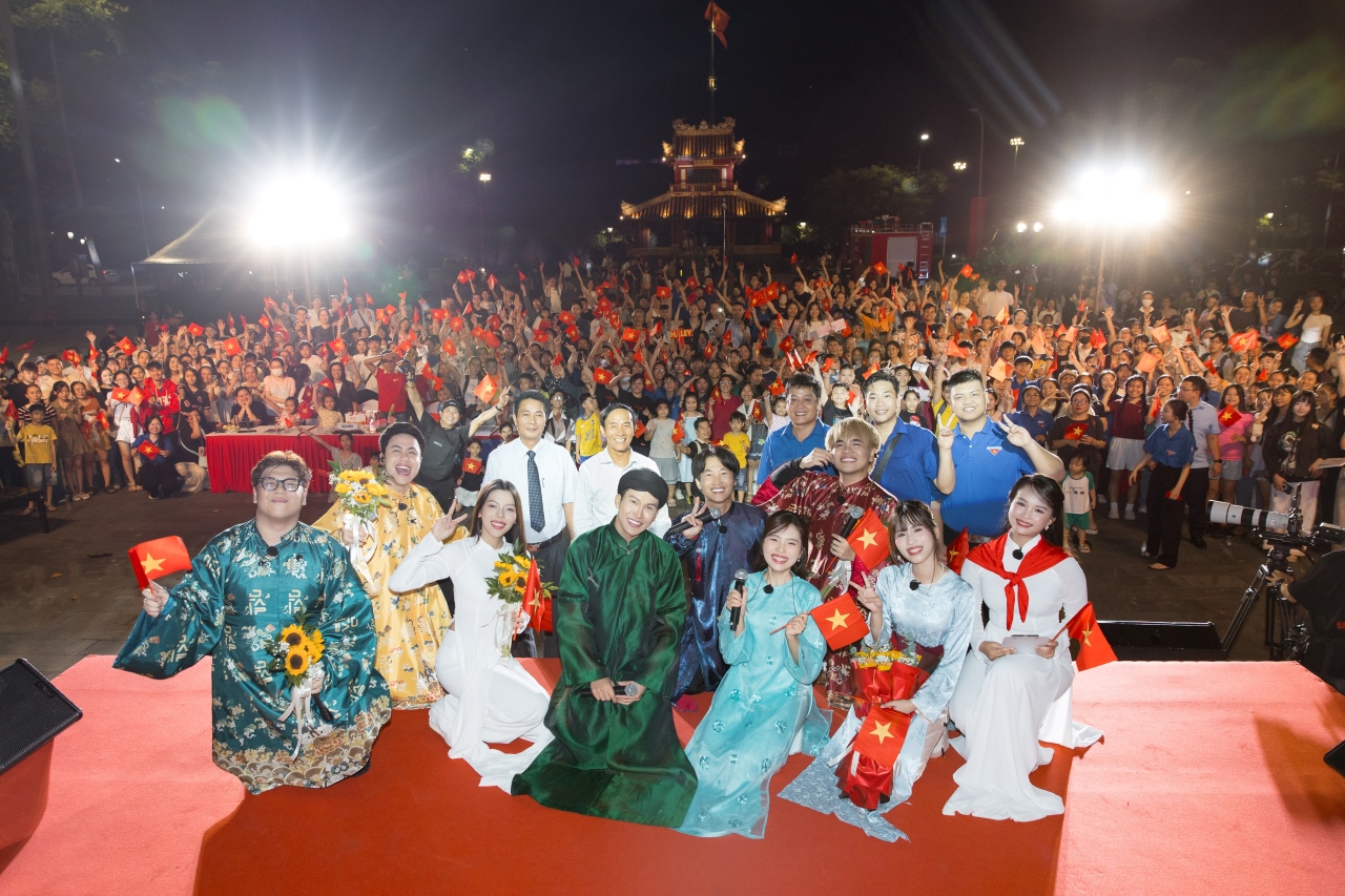Hành trình tự hào Việt Nam - Gallery Image 13 - AHT Production