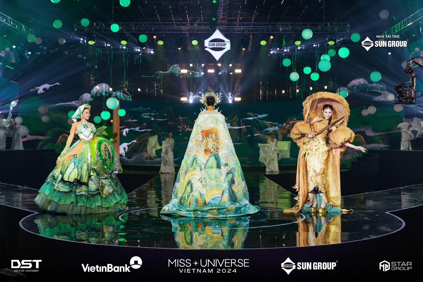 Miss Universe Vietnam - Gallery Image 7 - AHT Production