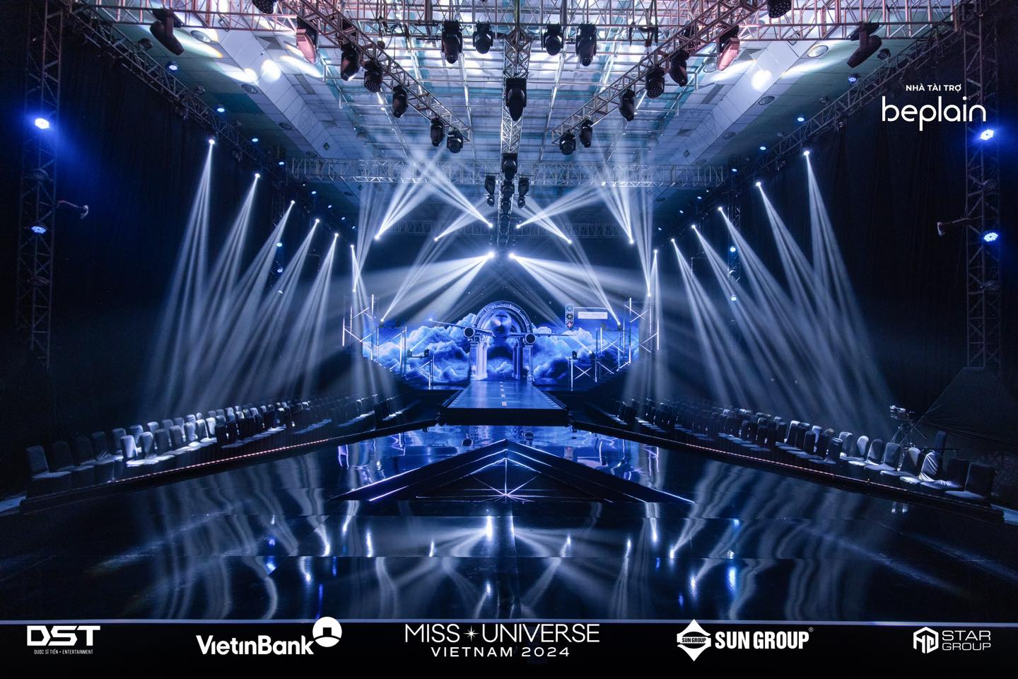 Miss Universe Vietnam - Gallery Image 12 - AHT Production