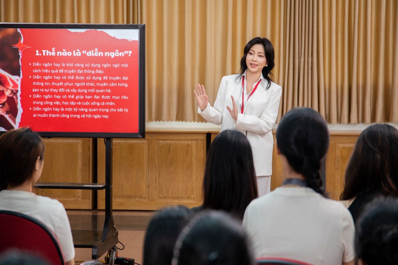 TRẺ Concert - Gallery Image 14 - AHT Production