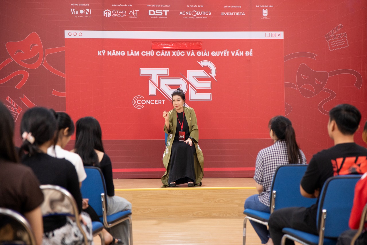 TRẺ Concert - Gallery Image 17 - AHT Production